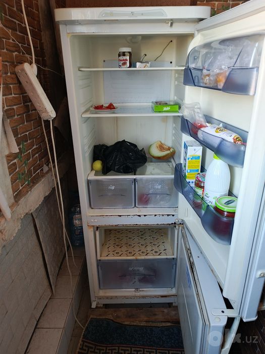 Холодильник продается