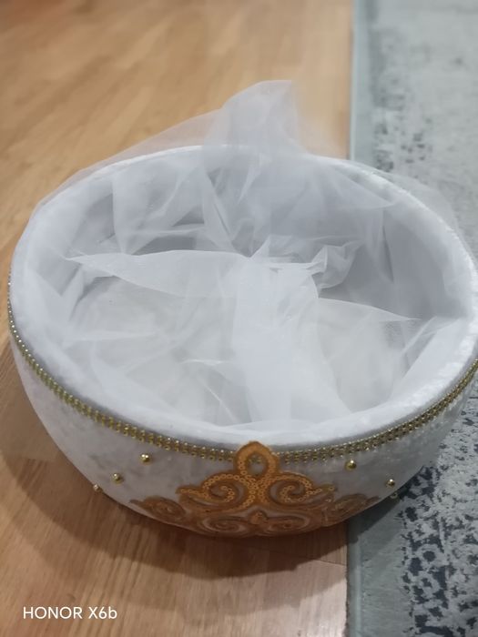 Продам корзину  новый