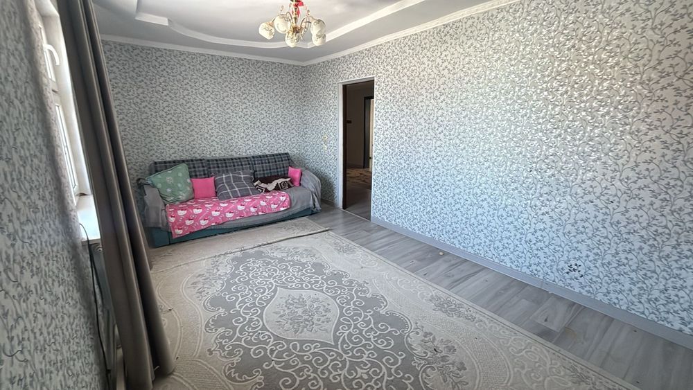 Продается дом с земельным участком