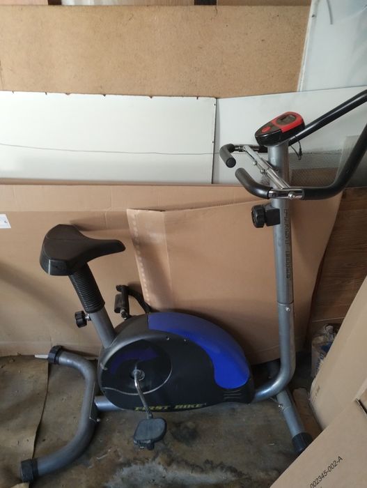 Vind bicicleta ergonomică