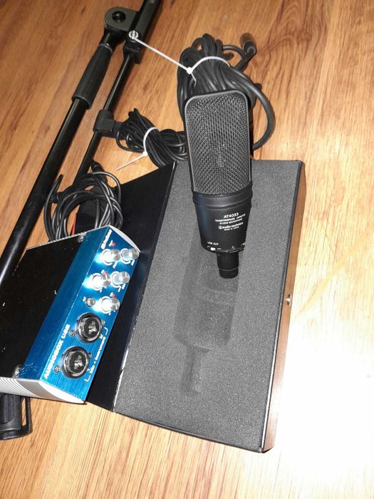 Audio Technica AT4033 Микрофон -  PreSonus Звукова Карта - König & Meyer  Стойка За Микрофон