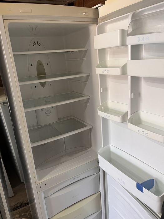 Продам холодильник LG no frost