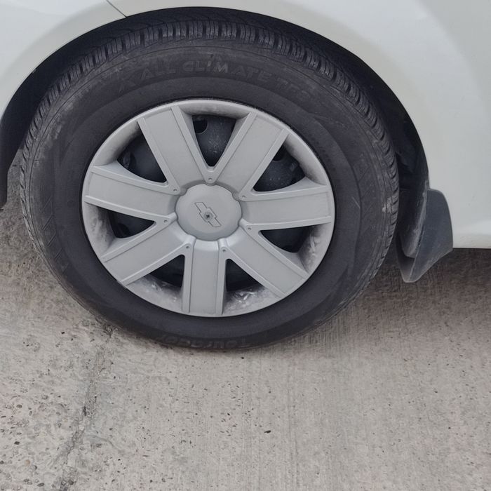 2022 - yil  21000 km  Xalol xolati idyal  tuning qilingan