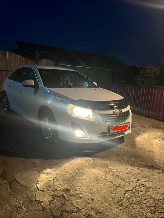 Продам шевролет круз