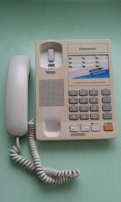 Стационарный телефон