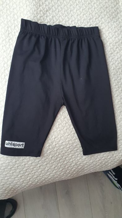 Спортни дрехи uhlsport