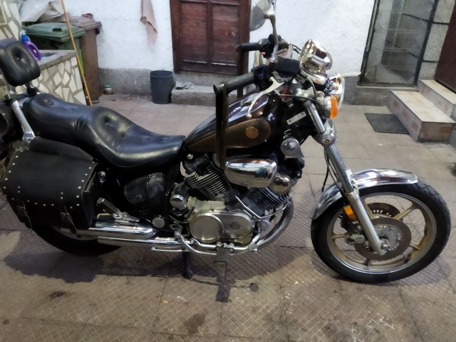 Мотоциклет Ямаха Вираго 1000