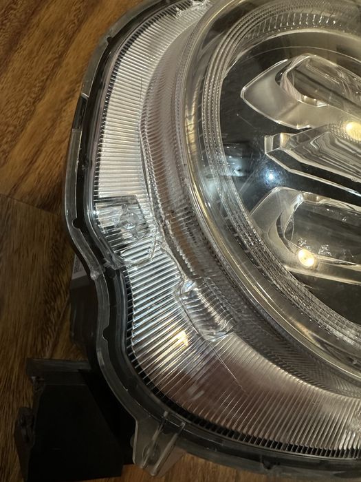 Фара правая на Haval Dargo