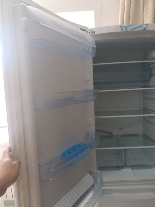 Холодильник индезит