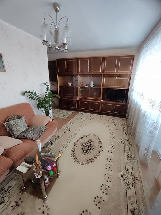 Продается 3-комн (3-19, 4 эт)