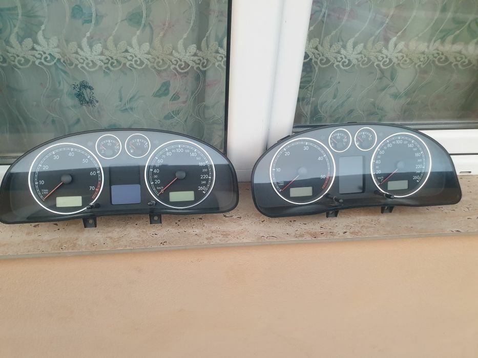 Vând ceasuri pacific,golf4, bora pasat b5.5