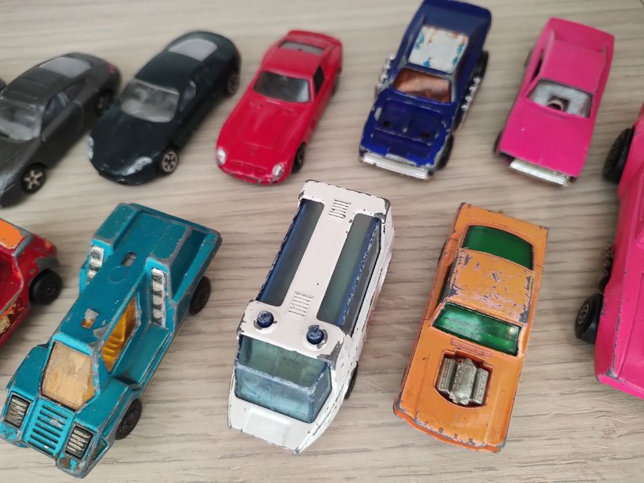 Jucarii machete vechi