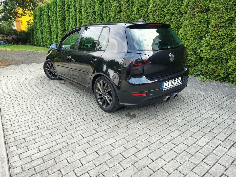 Volkswagen Golf 2008 diesel, 2.590 € — imagine 2