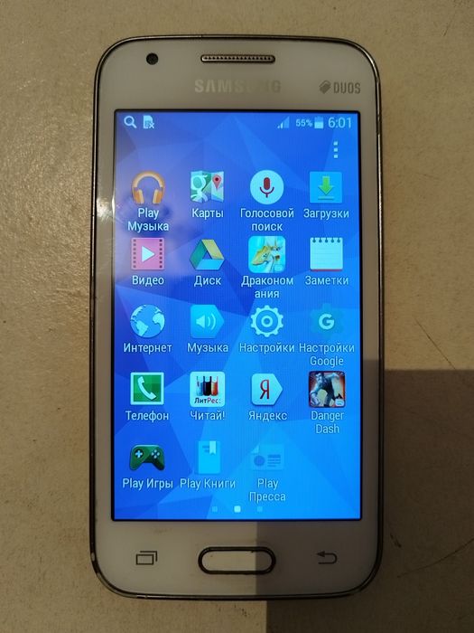 Продам Samsung J 1 ace neo