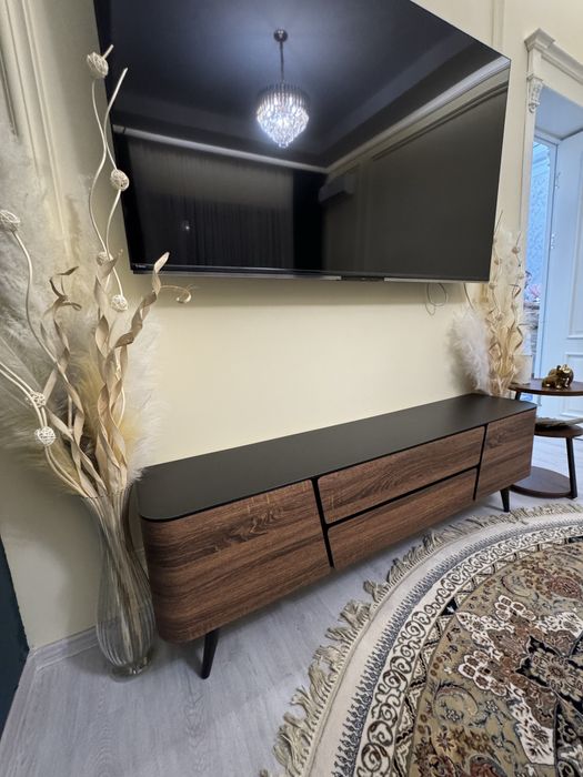 Журналний стол и тв тумба