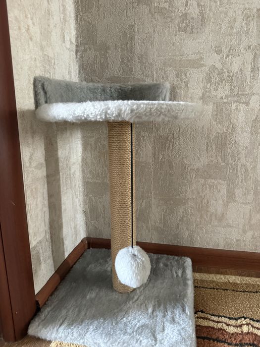 Продам когтеточку новую