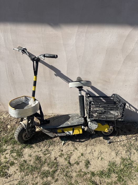 Scuter electric………