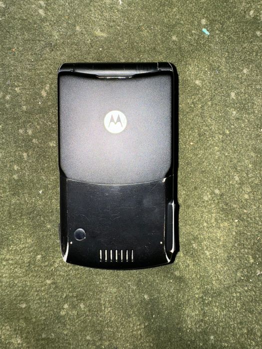 Моторола V-3.В рабочем состоянии.