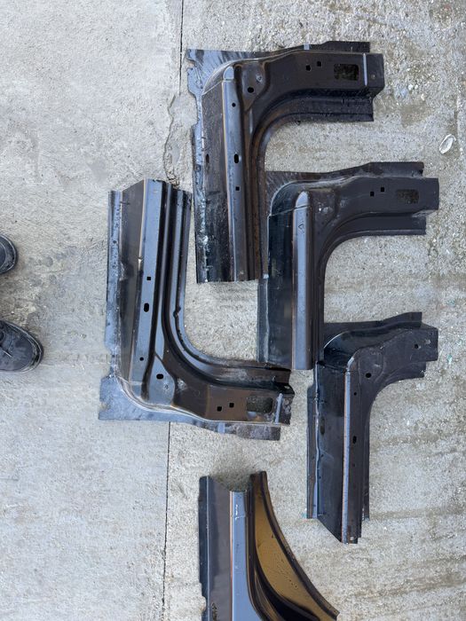 Prag stanga dacia logan 2