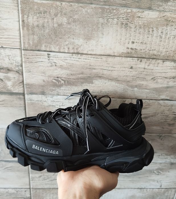 Balenciaga Track