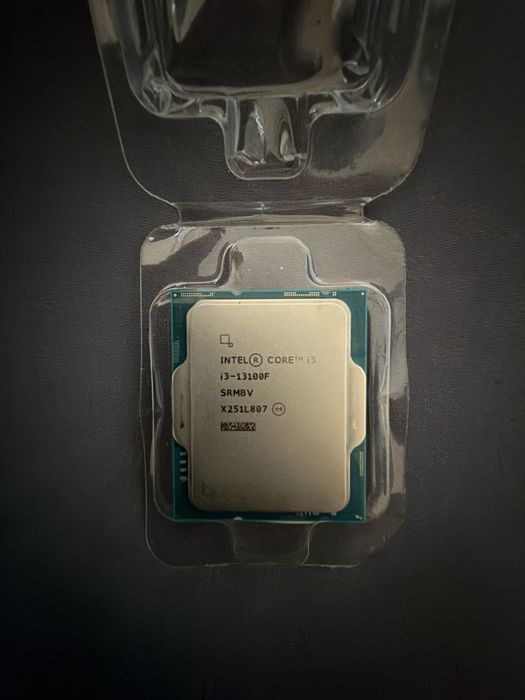 Intel i-3 13100f
