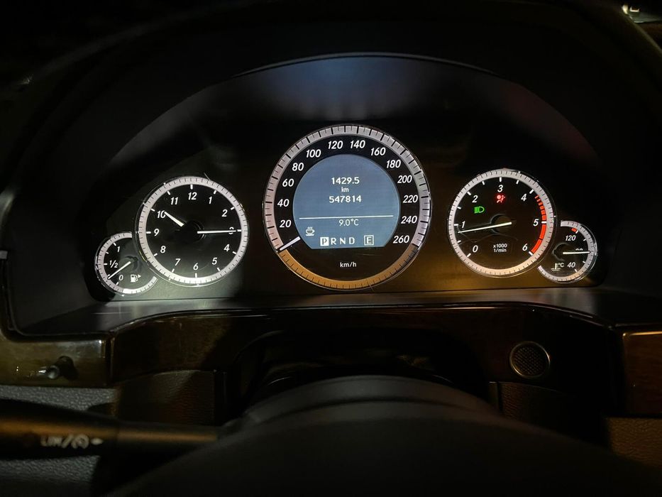 Mercedes W212 E200CDI 2011