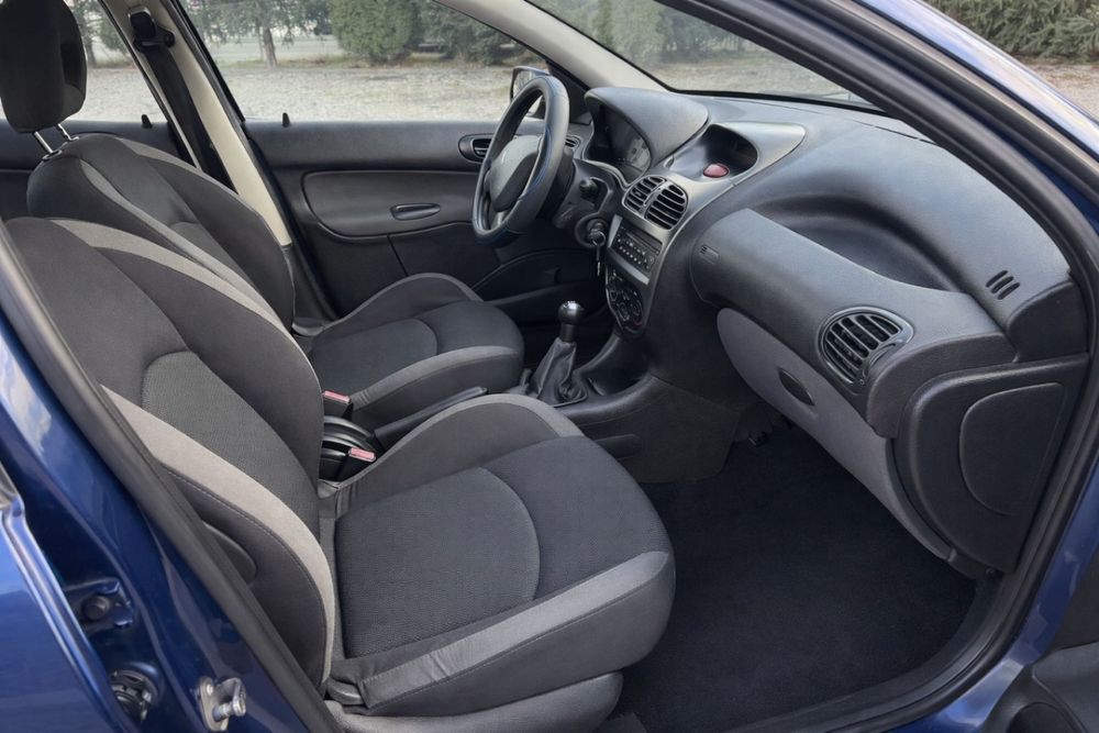 peugeot 206 PRET 990   EURO