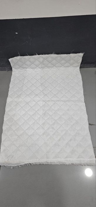 Tiplitsa, issiqxonalar uchun ko'rpachalar bor