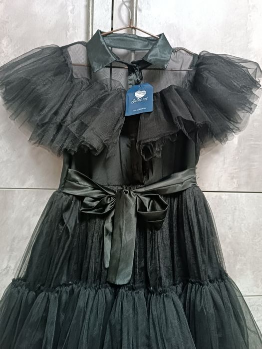 Платье Вэнздей на 7/8 лет