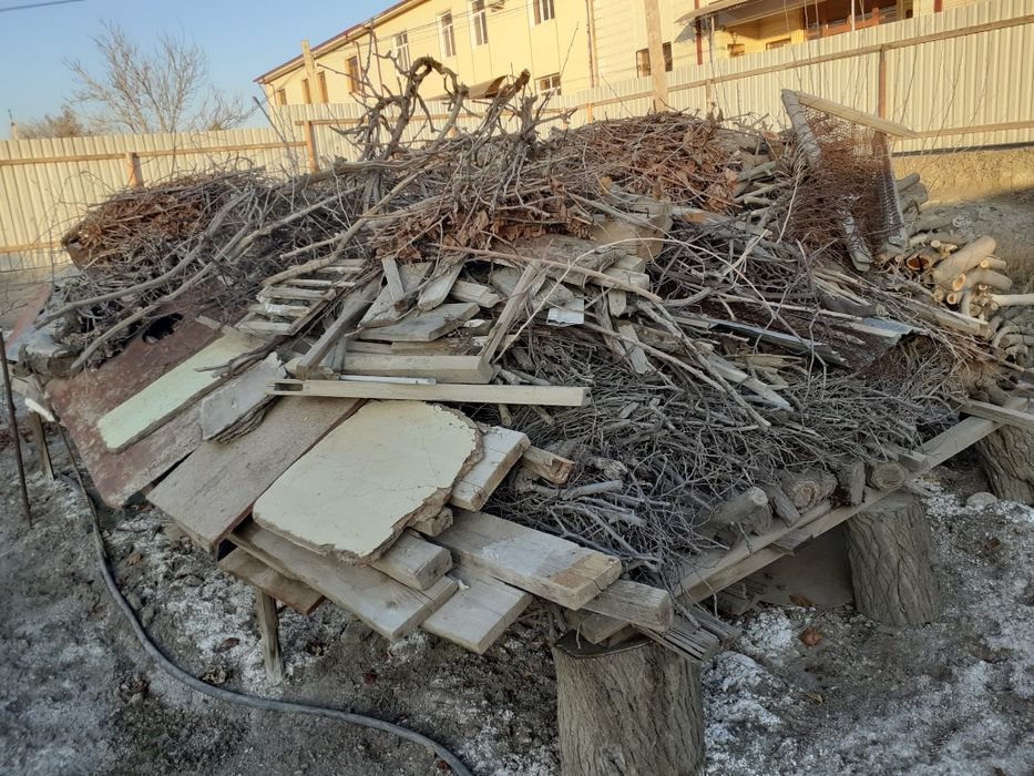 Утин сотилади.**