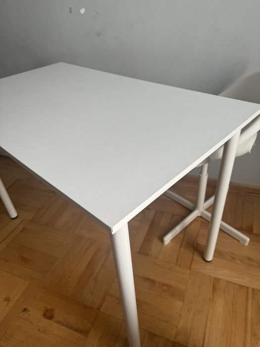 Бюро / Помощна маса