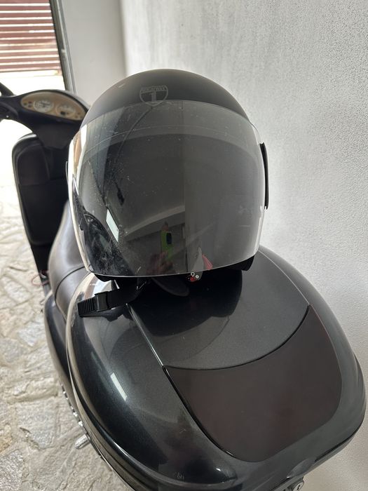 Casca moto alba si neagra!