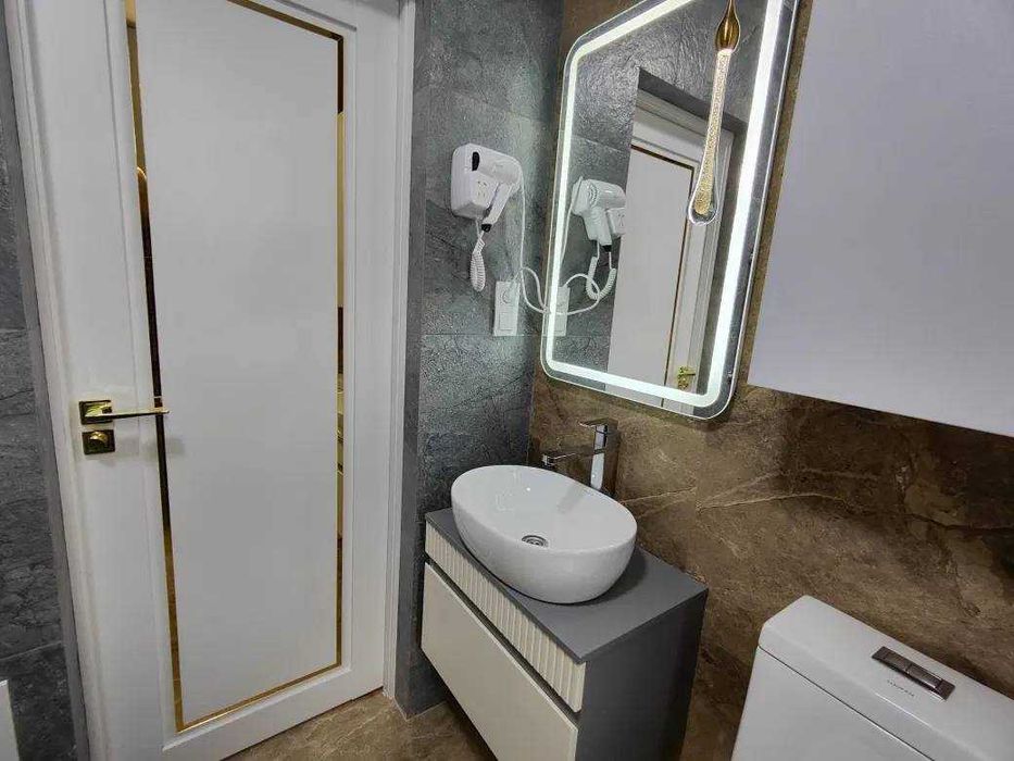 Улица Чехова! Сдается шикарная 2-х комнатная квартира!