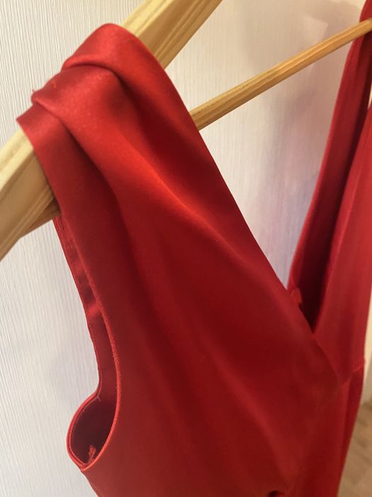 Rochie de seara rosie din matase naturala ( stil sirena, cu trena)