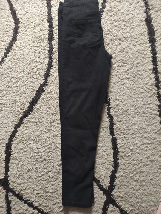 Blugi dama mărimea 38