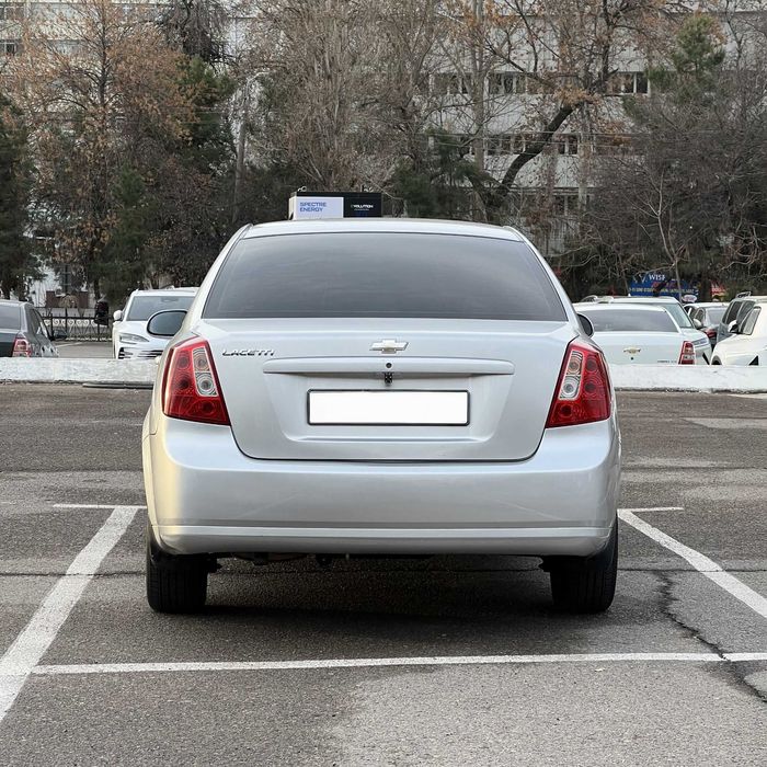 Lacetti 1.8 | A/T - 124.000 км