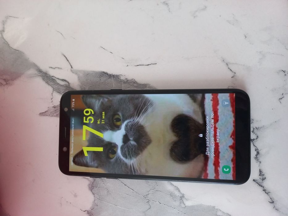 Samsung A6 satiladi