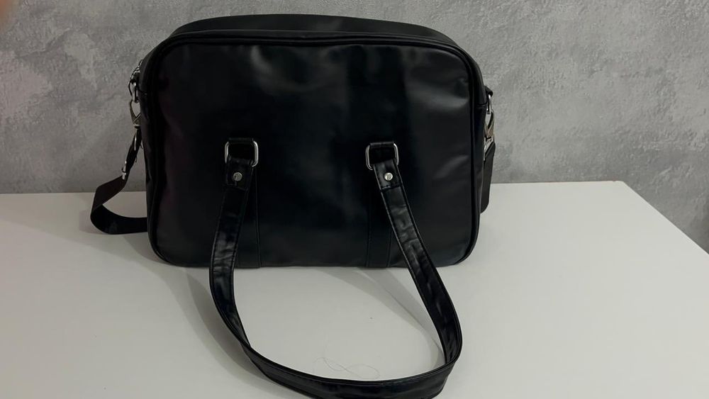 Сумка     черная