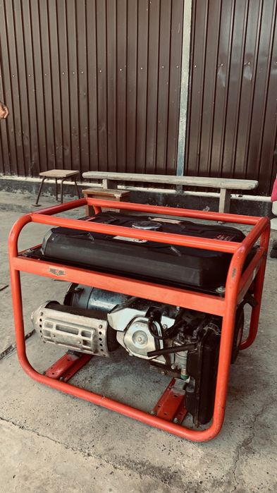 Генератор бензиновый