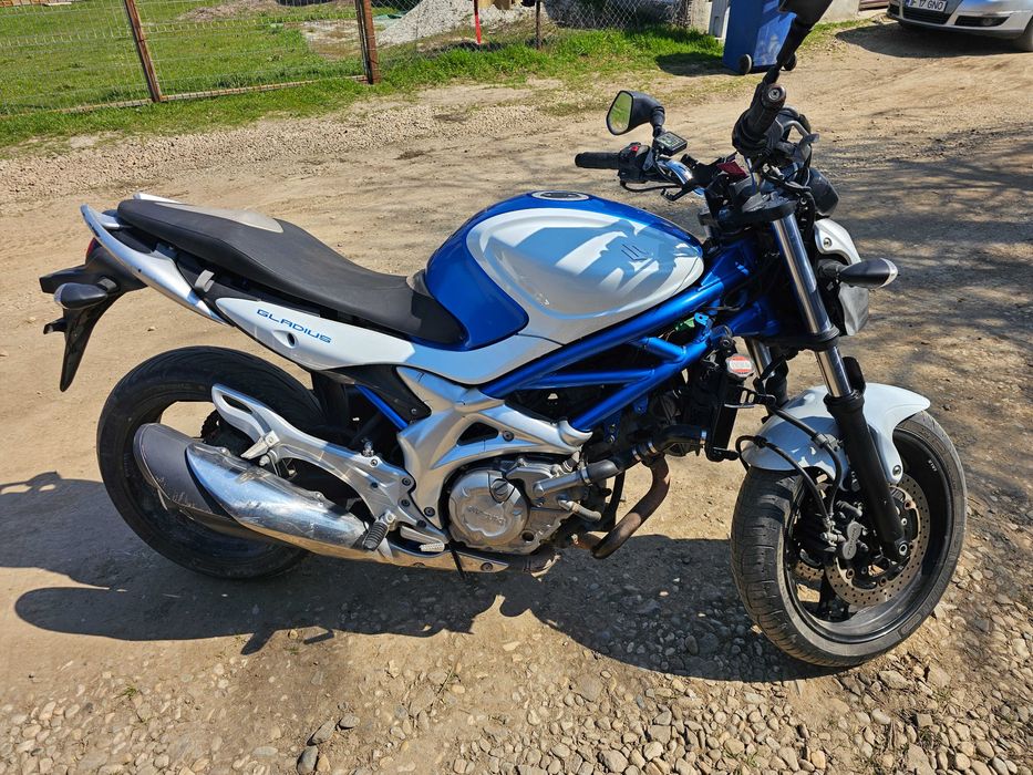 Suzuki Gladius SV 650