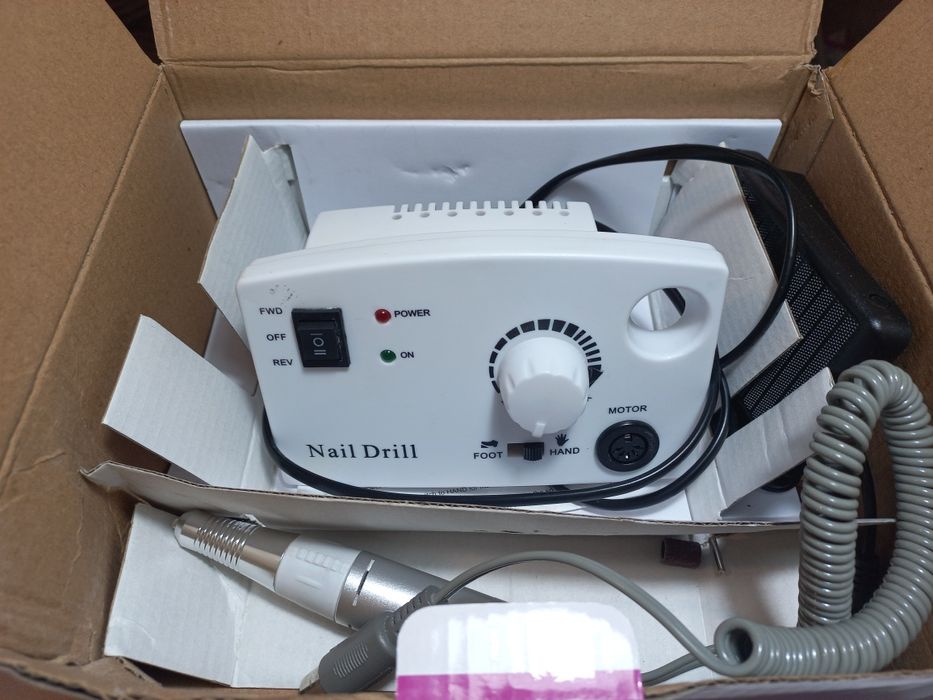 Продам все для Маникюра