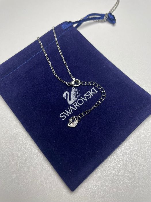 Swarovski колие – елегантен подарък