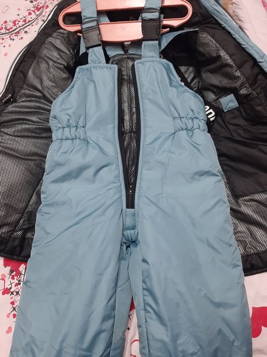 Продам детский зимний комплект для девочки