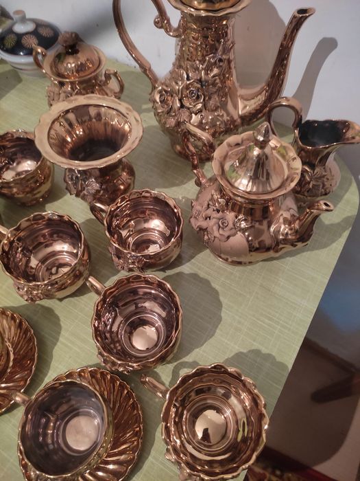 Продам сервис полный набор позолота