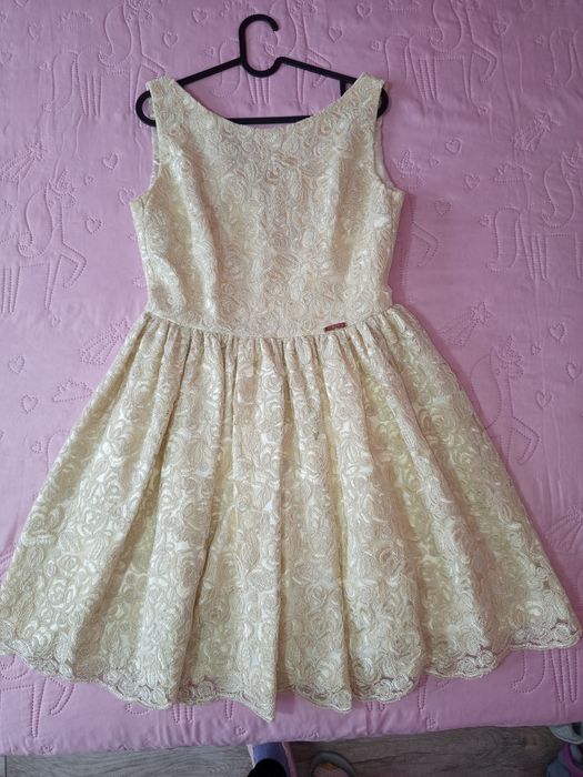 Рокля Юнона-Бежава