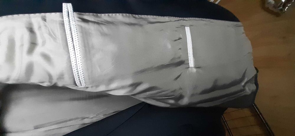 Чисто Нов Официален едноредов мъжки костюм марка ReNe 77