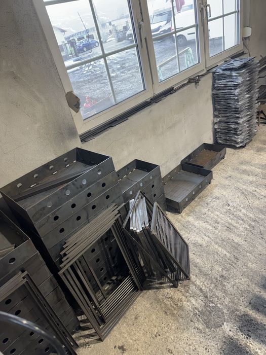 Vand gratare demontabile de diferite dimensiuni.