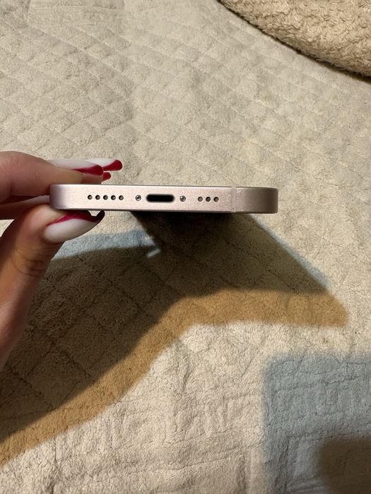 Продам iPhone 13, 128 GB.