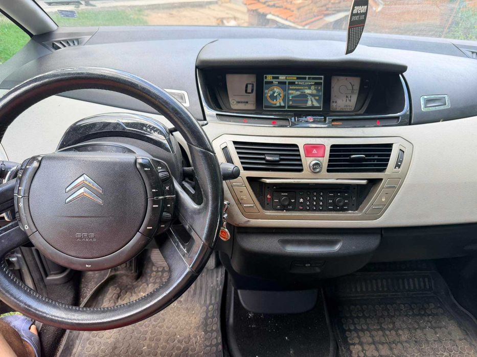 Citroën C4 Grand Picasso 2007 г. — Продава се ЦЯЛА за ЧАСТИ