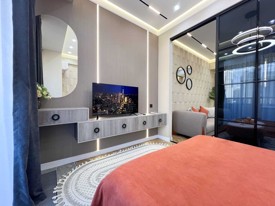 Дизайнерская студия с продуманным интерьером с видом на Ташкент сити